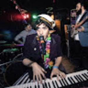 Meet your Posher, Claire